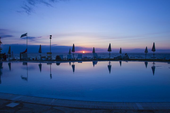 Pools & Facilities