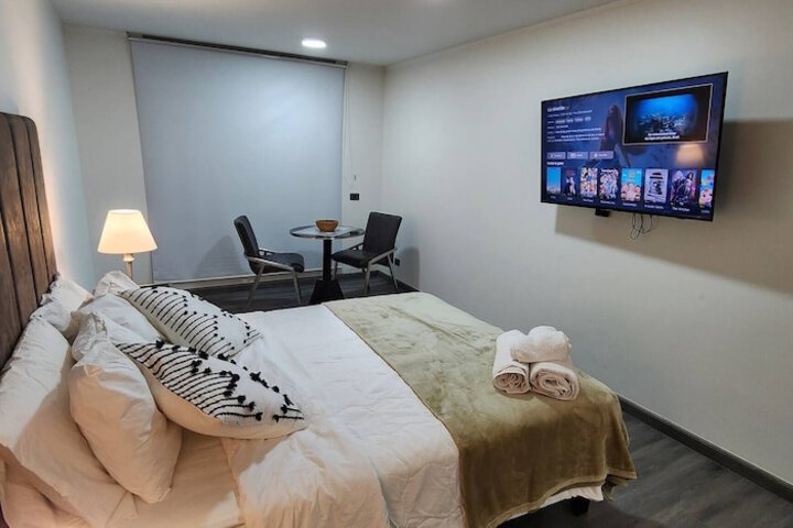 Room 3 of 25