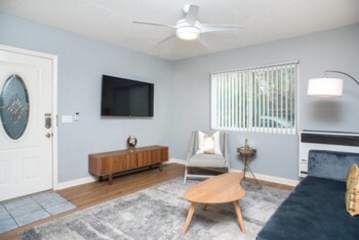 Room 6 of 23