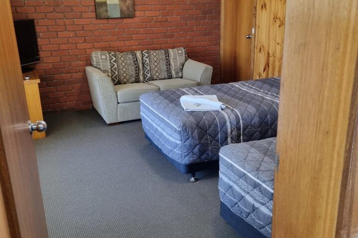 Room 12 of 52