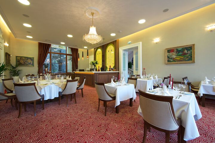 Restaurants