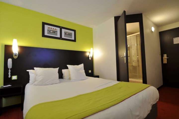 Room 20 of 36