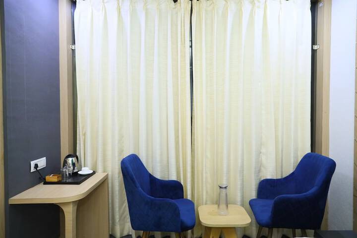 Room 18 of 42