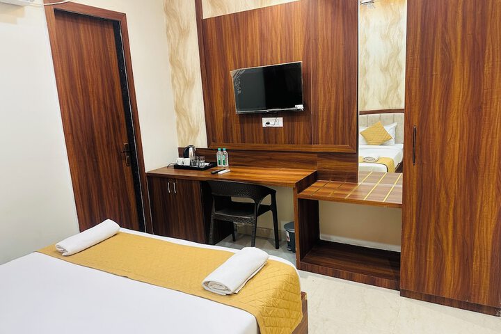 Room 26 of 74