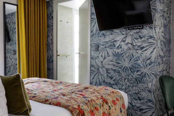 Room 22 of 85
