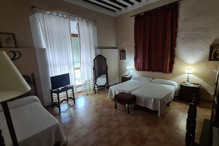 Room 21 of 80