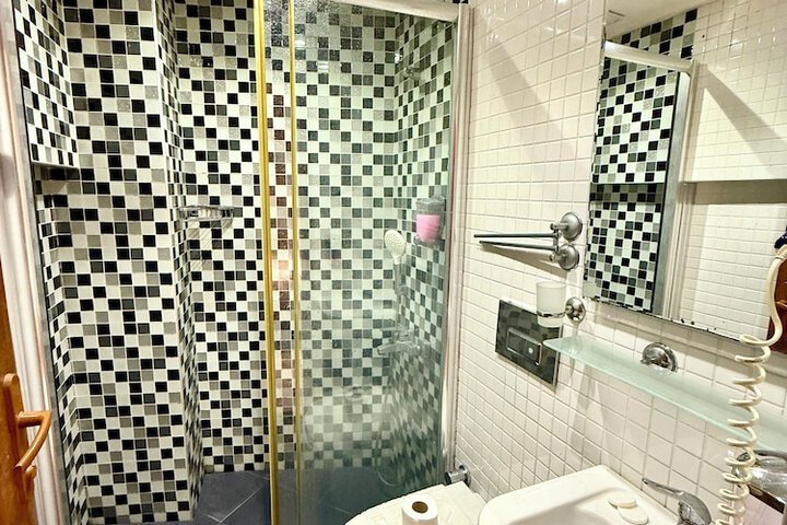 Bath Photo
