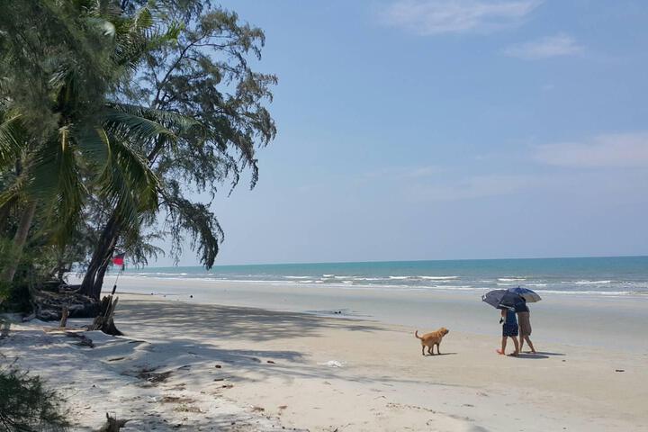 Beach 2 of 6