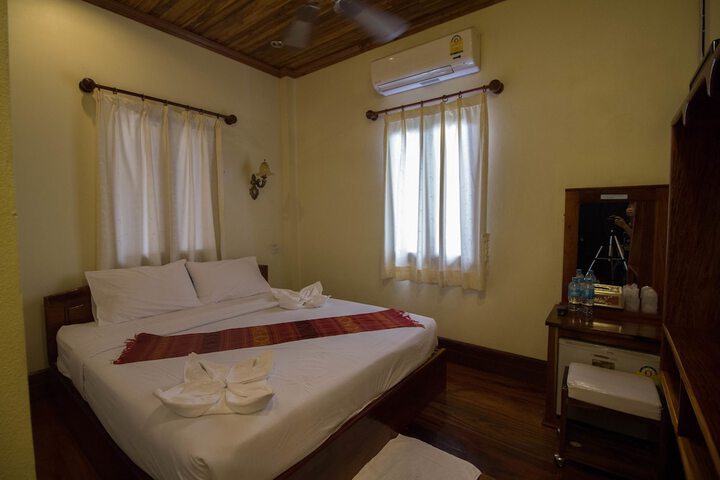 Room 48 of 80