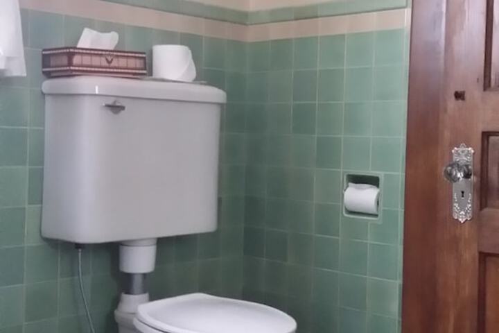 Room 46 of 59