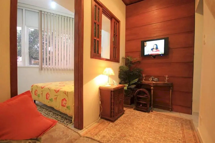 Room 3 of 11