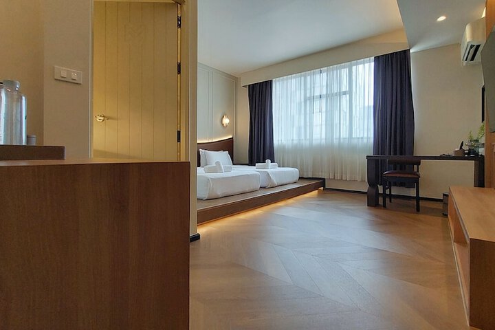 Room 58 of 96