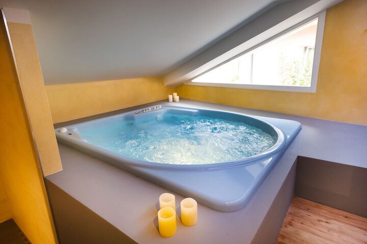 Spa 18 of 38