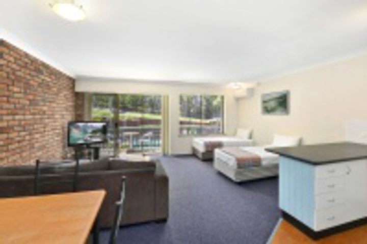 Room 42 of 156