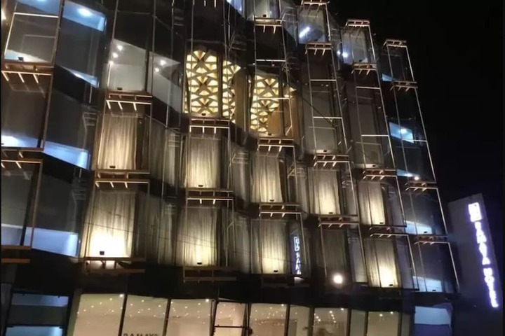 Hotel 13 of 14