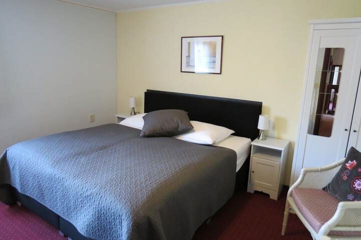 Room 7 of 45