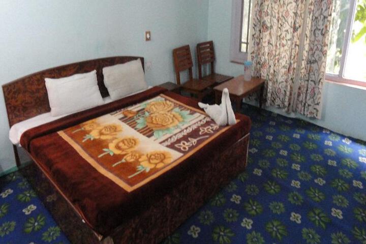 Room 3 of 5