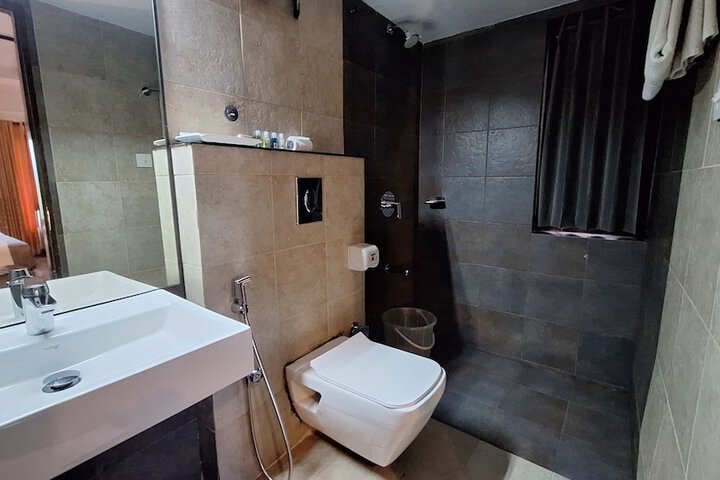 Room 43 of 138