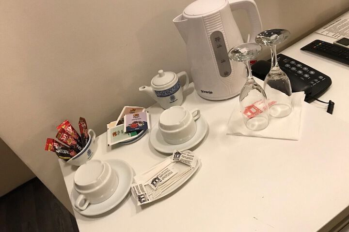 Breakfast/Coffee Service 22 of 46