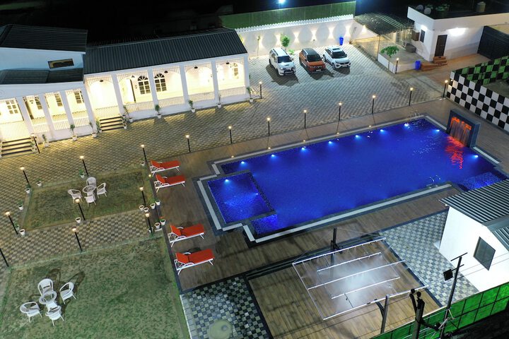 Pool 29 of 42