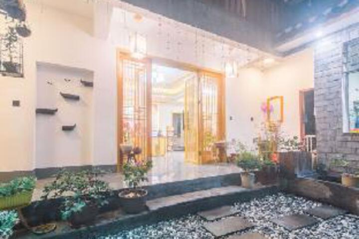 Yishu Hongtang Boutique Inn