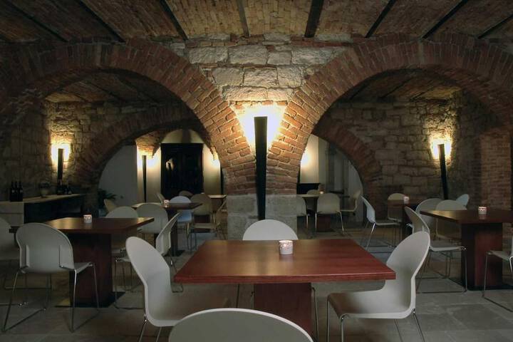 Dining Photos