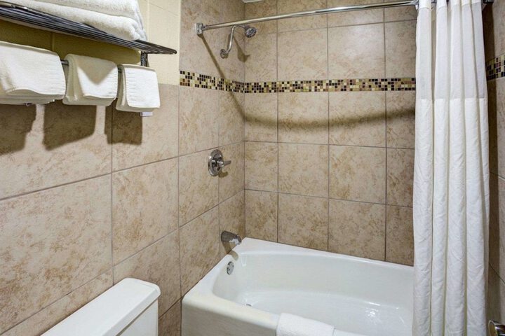 Room 20 of 26