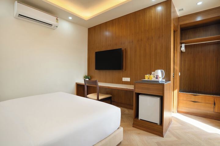Room 10 of 41