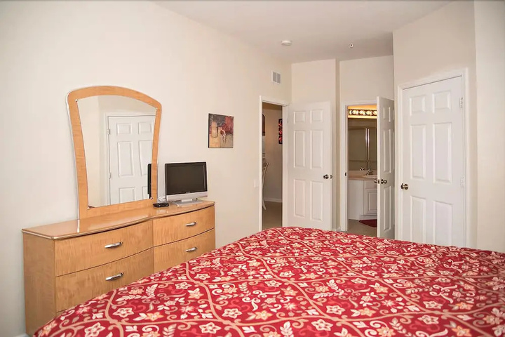 Room 5 of 41