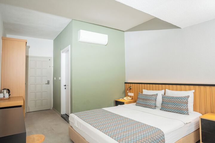 Room 35 of 88