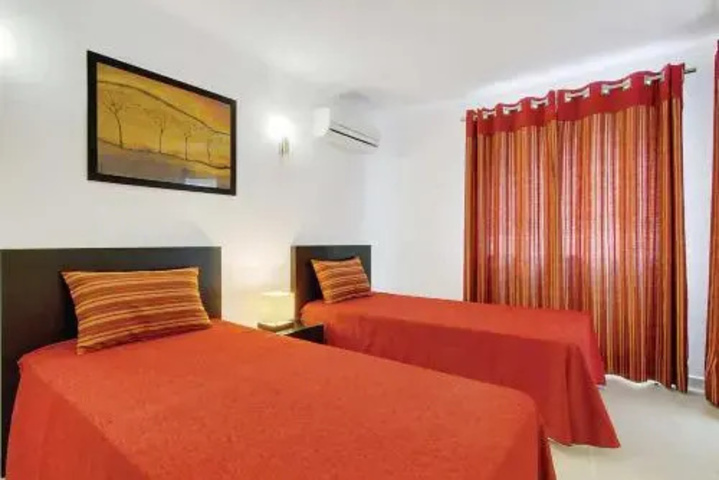 Room 3 of 12