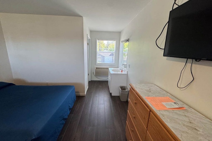 Room 14 of 59
