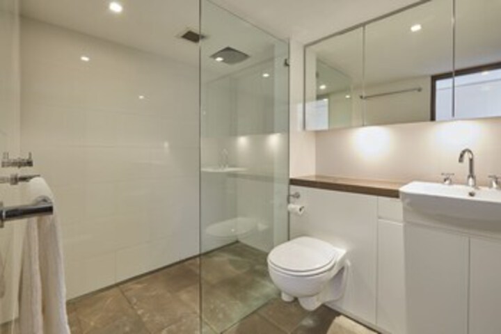 Room 3 of 22