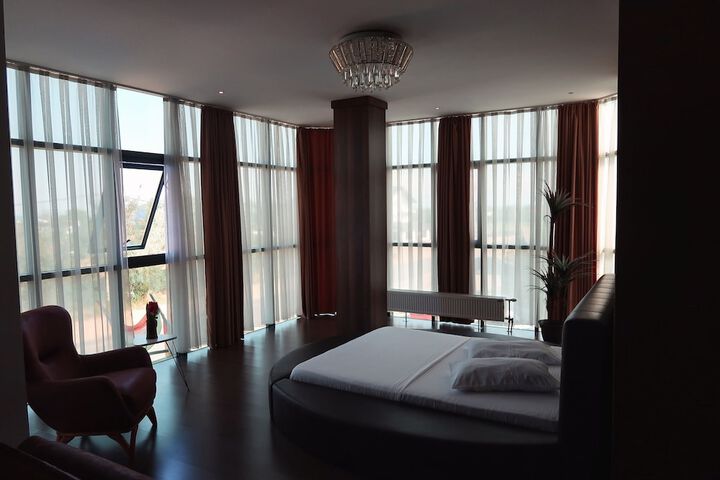 Room 15 of 88