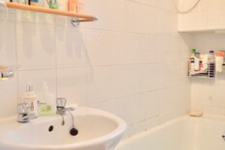 Room 2 of 20