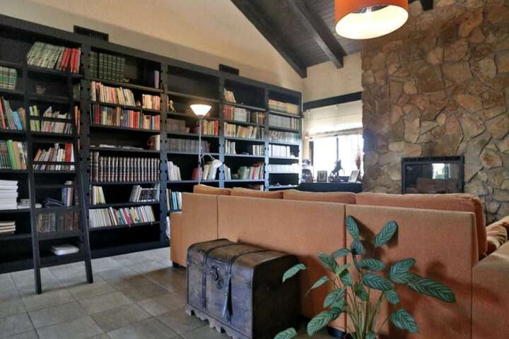 Hotel Interior 4 of 78