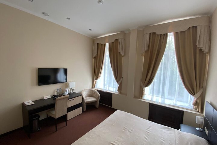 Room 21 of 60