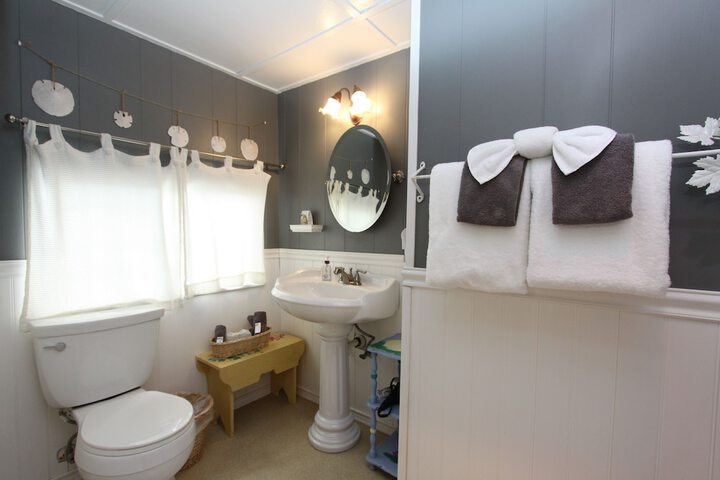 Room 30 of 42