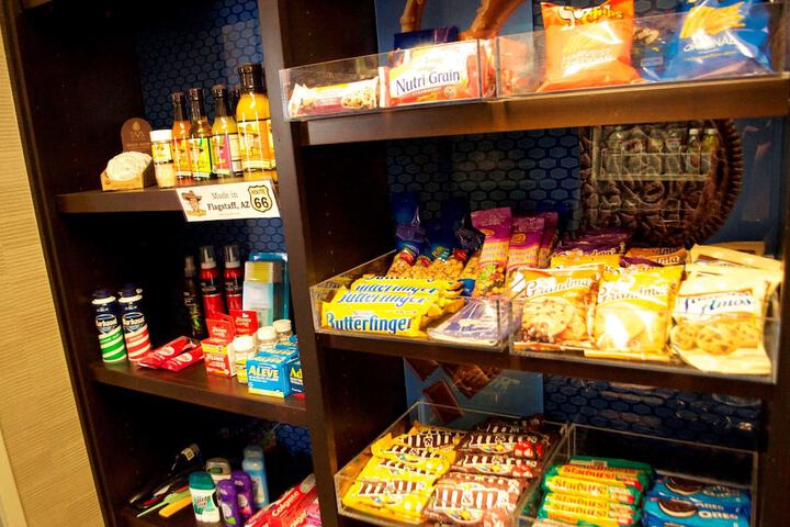 Snack bar