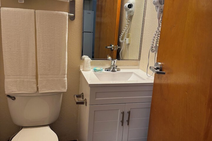 Room 16 of 29