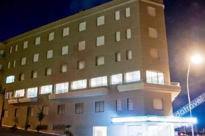 Hotel 8 of 51