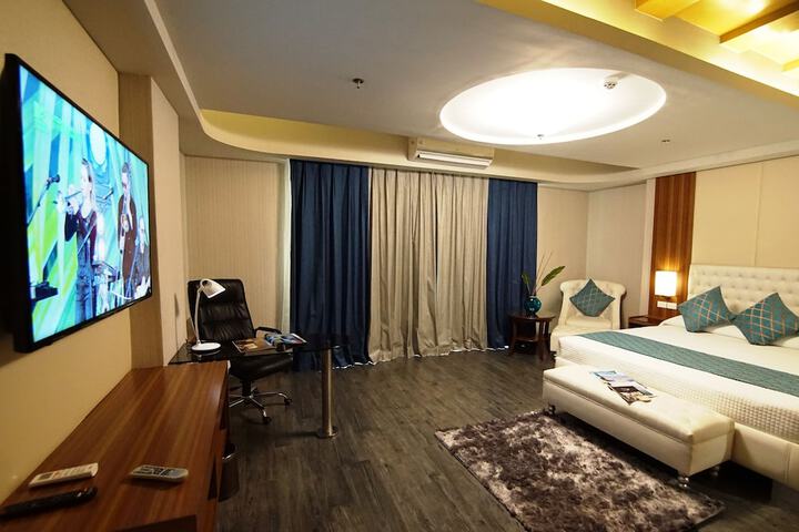 Room 19 of 62