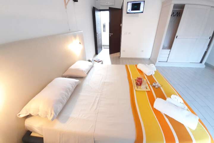 Room 20 of 58