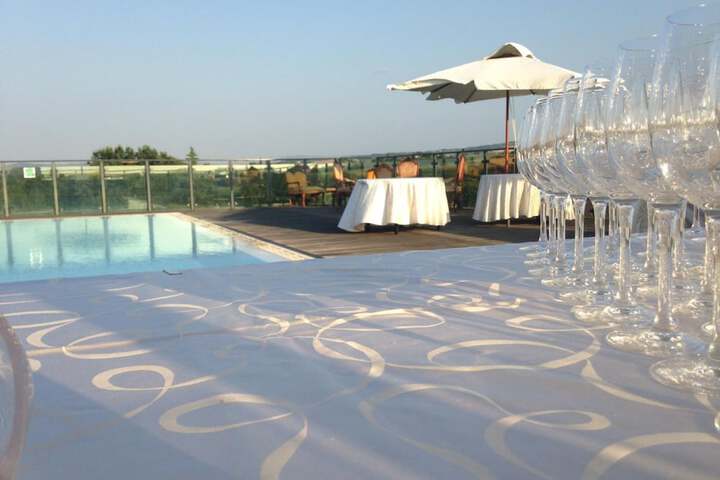 Hotel Pool