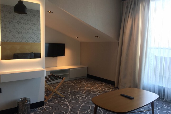 Room 30 of 55
