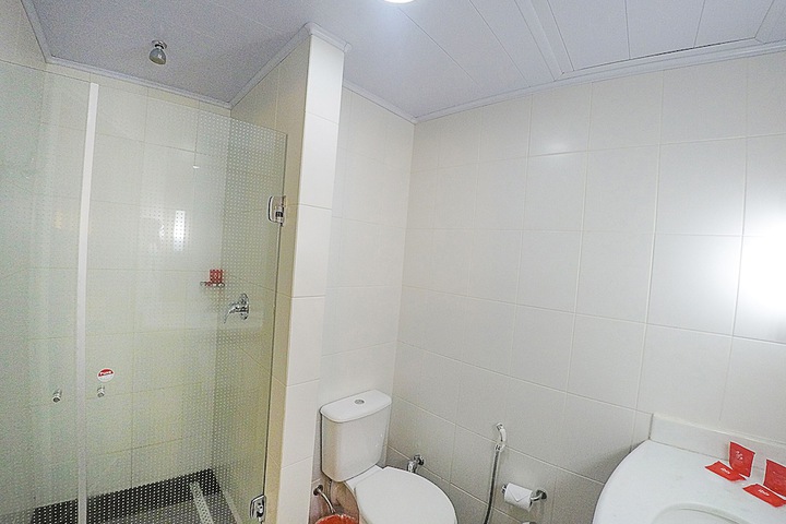 Room 14 of 34