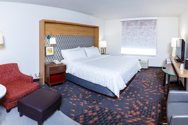 Room 13 of 41