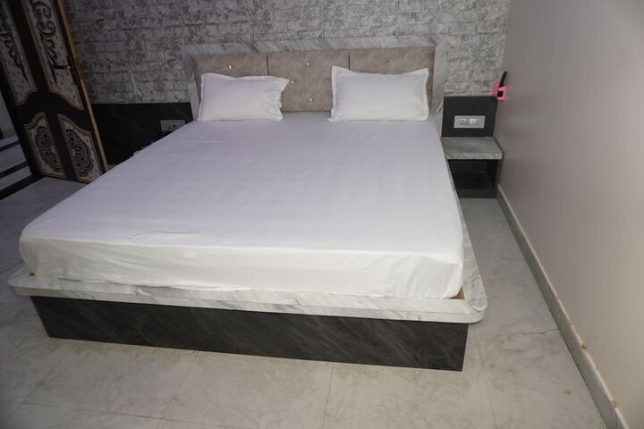 Room 14 of 54