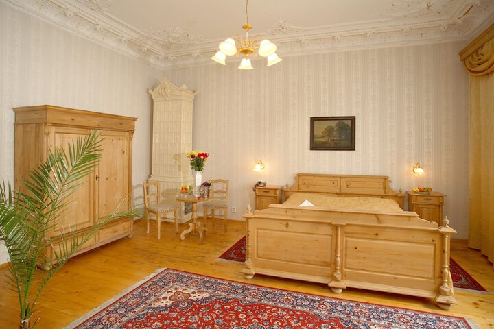 Room 10 of 41