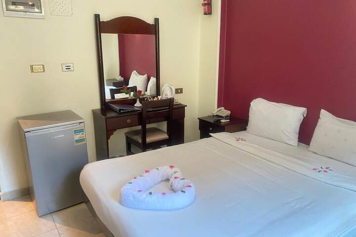 Room 16 of 65